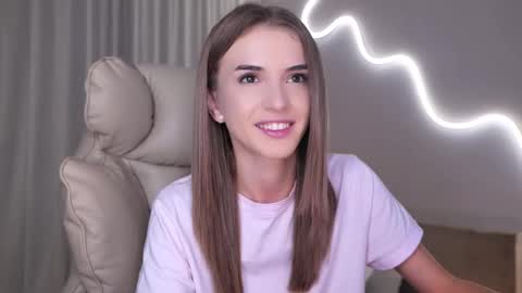 Snapshot of entya chatting on 10-16-25, 05:41 entya online show from 10-16-25, 05:41