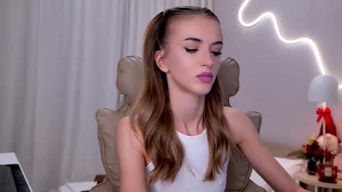 entya online show from 12-15-25, 07:01