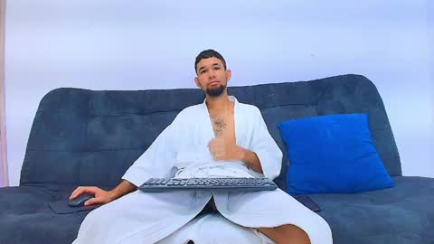 Snapshot of enyel_100 chatting on 04-22-26, 06:20 enyel_100 online show from 04-22-26, 06:20