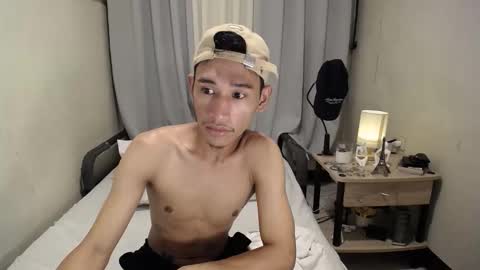 enzo online show from 12-21-25, 02:13