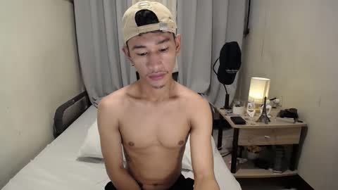 enzo online show from 12-22-25, 07:49