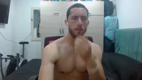 enzo_savage online show from 11-28-25, 02:20