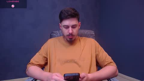 EnzoRace online show from 12-23-25, 06:11