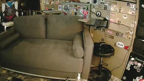 enzosolo12 online show from 01-01-25, 10:11