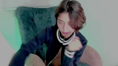 Snapshot of ephemeral_hot chatting on 03-10-25, 11:16 Leyla online show from 03-10-25, 11:16