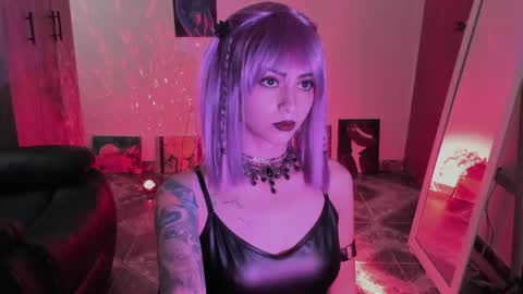 Snapshot of ephemeral_hot chatting on 05-14-26, 09:10 Leyla online show from 05-14-26, 09:10