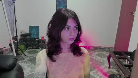 Snapshot of ephemeral_hot chatting on 07-23-26, 03:48 Leyla online show from 07-23-26, 03:48