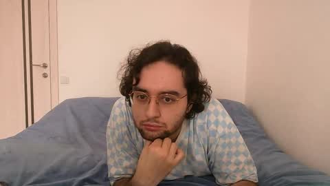 Eren online show from 09-26-25, 03:21