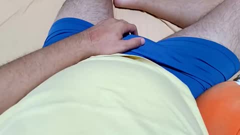 Snapshot of erenbigdickuwu chatting on 11-24-25, 01:38 erenbigdickuwu online show from 11-24-25, 01:38