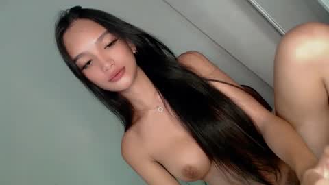 Elisa online show from 01-28-25, 10:45