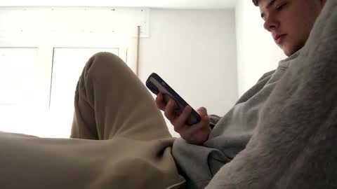 eric123754216 online show from 11-05-25, 09:20