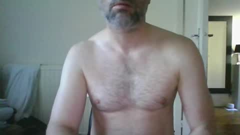 eric334418 online show from 11-17-25, 08:42