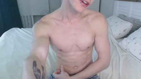 Eric Crush online show from 01-15-25, 03:43