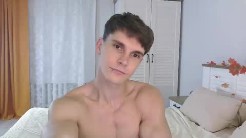 Eric Crush online show from 10-15-25, 04:01