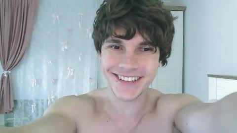 Eric Crush online show from 05-06-26, 03:57