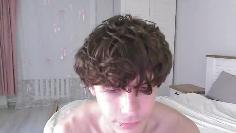 Eric Crush online show from 05-26-26, 01:45