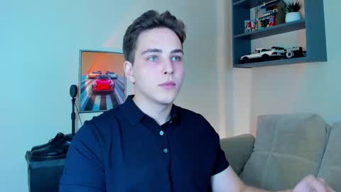 Snapshot of eric_ether chatting on 09-23-25, 08:01 Eric online show from 09-23-25, 08:01