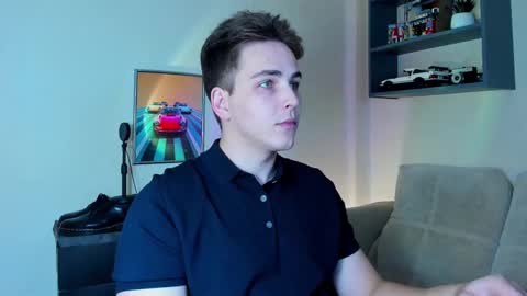 Snapshot of eric_ether chatting on 09-24-25, 05:27 Eric online show from 09-24-25, 05:27