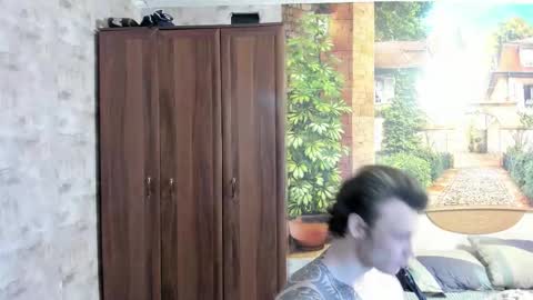 Eric online show from 12-04-25, 12:53