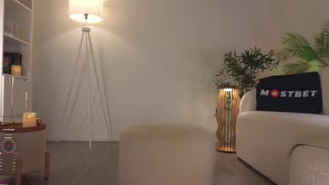 Snapshot of ericamiracle15 chatting on 12-06-24, 07:32 Call me Erica online show from 12-06-24, 07:32