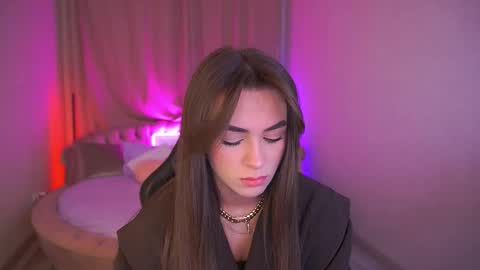 Erica online show from 09-29-25, 06:07