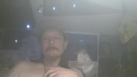 Snapshot of ericlovestacos chatting on 02-24-25, 01:35 ericlovestacos online show from 02-24-25, 01:35