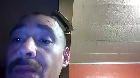 erik15516 online show from 05-29-26, 02:09
