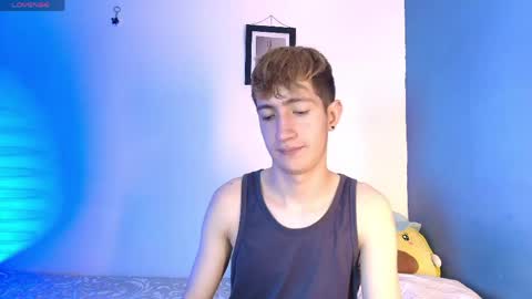 Snapshot of erik_golden_ chatting on 05-18-26, 08:14 I am Erik online show from 05-18-26, 08:14
