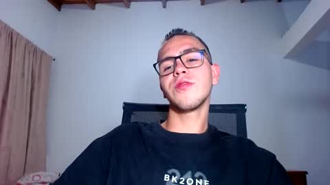 Snapshot of erik_rodriguez chatting on 09-13-25, 11:26 Erik rodriguez online show from 09-13-25, 11:26