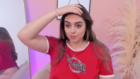 Erika Mendez online show from 02-01-25, 08:37