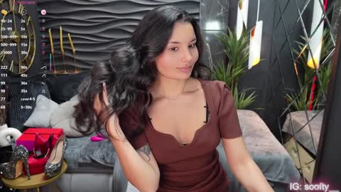 Snapshot of erika_soft chatting on 02-04-25, 07:44 Erika online show from 02-04-25, 07:44