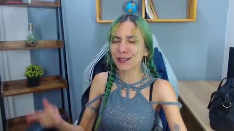 Snapshot of erika_stevens chatting on 10-07-25, 03:09 E R I K A - SAGITARIO..... online show from 10-07-25, 03:09