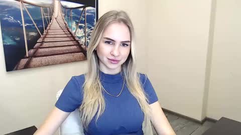 Erika online show from 12-12-24, 01:17