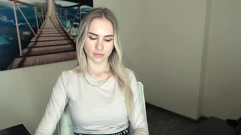 Erika online show from 12-16-24, 01:32