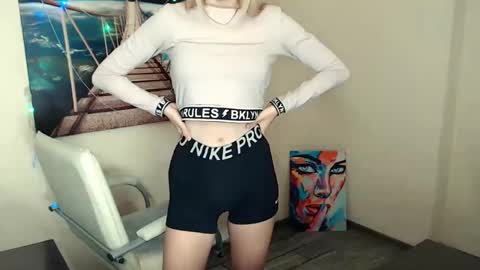 Erika online show from 03-05-25, 04:35