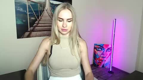Snapshot of erikagavin chatting on 07-01-26, 11:56 Erika online show from 07-01-26, 11:56