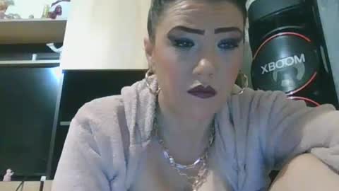 erikaguapa1989 online show from 04-08-26, 02:11