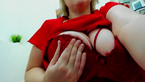 Adelina online show from 12-07-24, 08:11