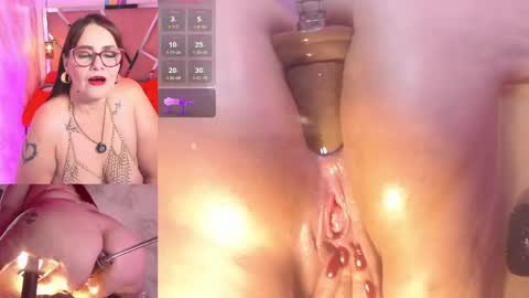 Snapshot of erikamontiel__ chatting on 05-19-26, 08:48 Erika online show from 05-19-26, 08:48