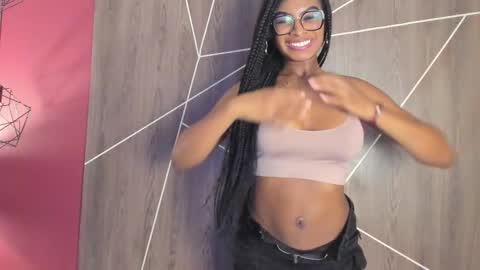 Snapshot of erikasouza chatting on 11-12-25, 11:36 Erika Souza online show from 11-12-25, 11:36