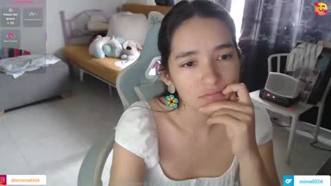 erina_1 online show from 06-05-26, 05:40