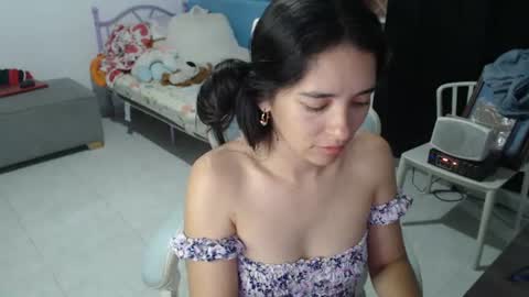 erina_1 online show from 07-02-26, 03:23