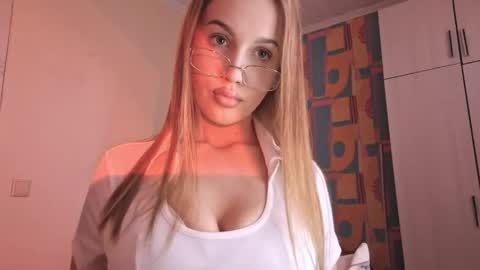 Katrin online show from 06-05-26, 03:51