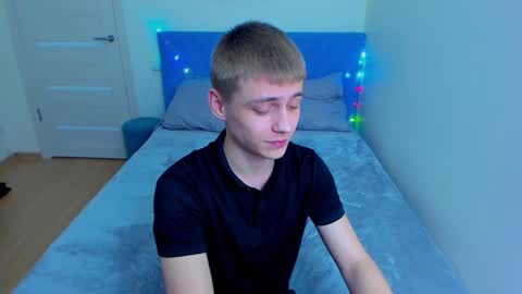 Snapshot of ermak_reborn chatting on 12-11-24, 04:42 Max online show from 12-11-24, 04:42