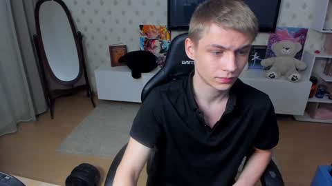 Snapshot of ermak_reborn chatting on 01-28-25, 03:25 Max online show from 01-28-25, 03:25