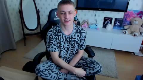 Snapshot of ermak_reborn chatting on 02-09-25, 10:54 Max online show from 02-09-25, 10:54