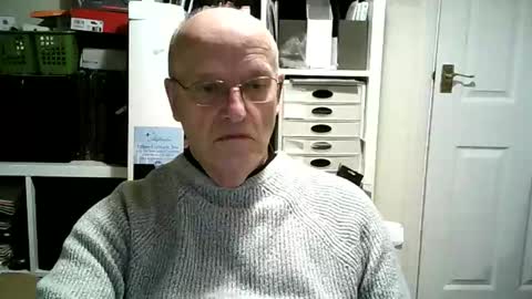 Snapshot of erman1955 chatting on 01-05-26, 10:35 erman1955 online show from 01-05-26, 10:35
