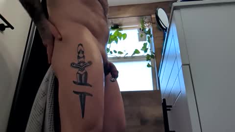 Hmmmhmmmm online show from 03-09-26, 08:46