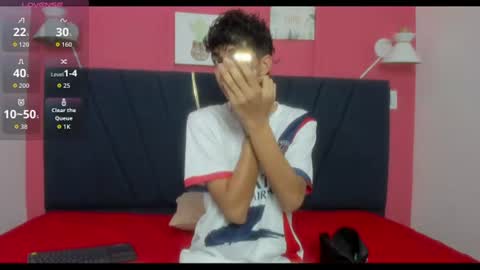ero_boy40 online show from 07-12-26, 03:03