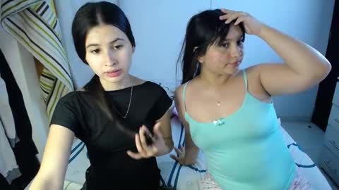 Snapshot of erosgirls_ chatting on 11-15-25, 02:53 erosgirls_ online show from 11-15-25, 02:53